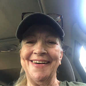 Meet your Posher, Carolyn